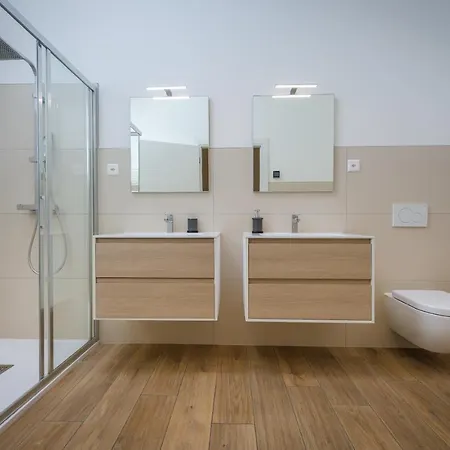 Modern In Lugano * לוגאנו