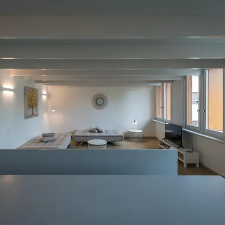 Modern In Lugano לוגאנו