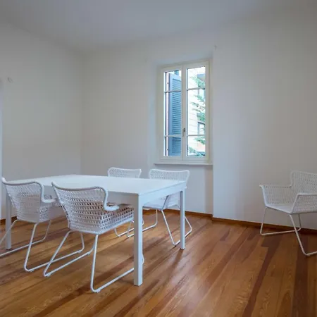 Modern In Lugano לוגאנו