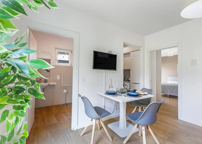 Viganello Modern * ルガーノ