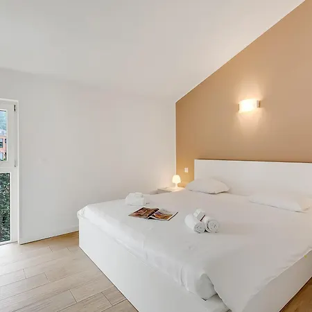 Apartment Viganello Modern